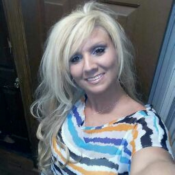 Meet your Posher, Sundii - Picture 1 of 1